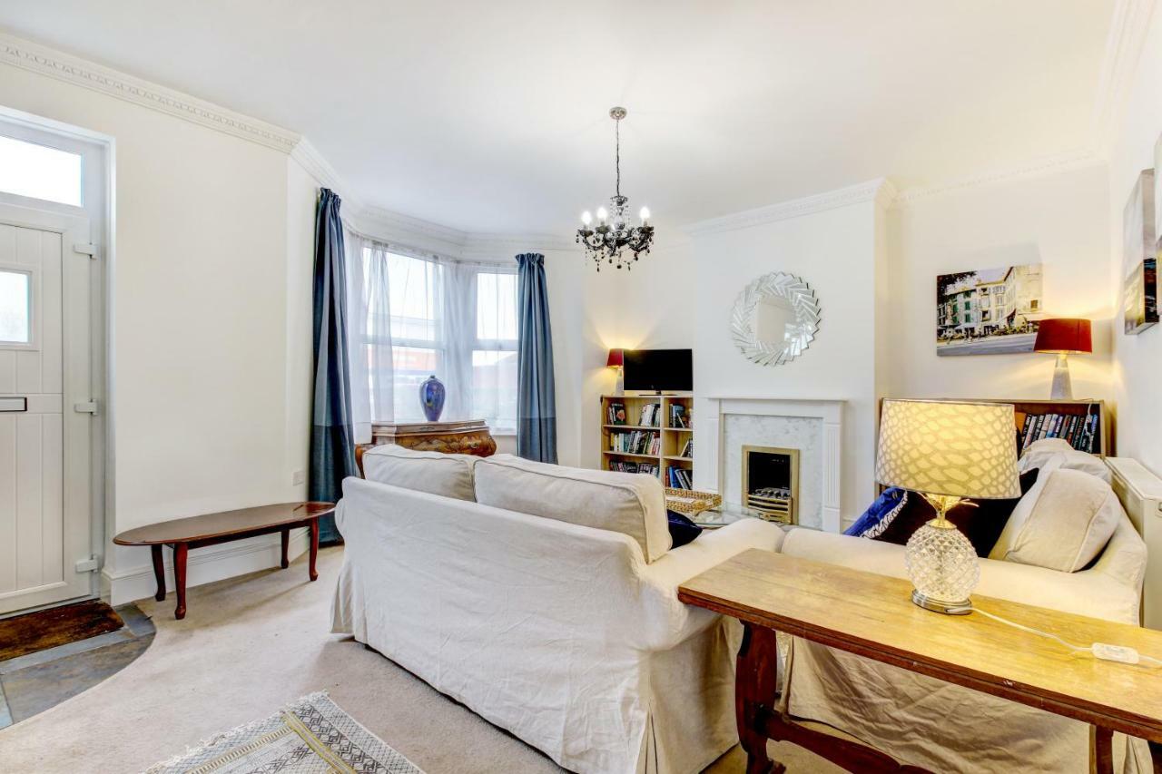 Lovely 3 Bed House In Holiday home Bristol