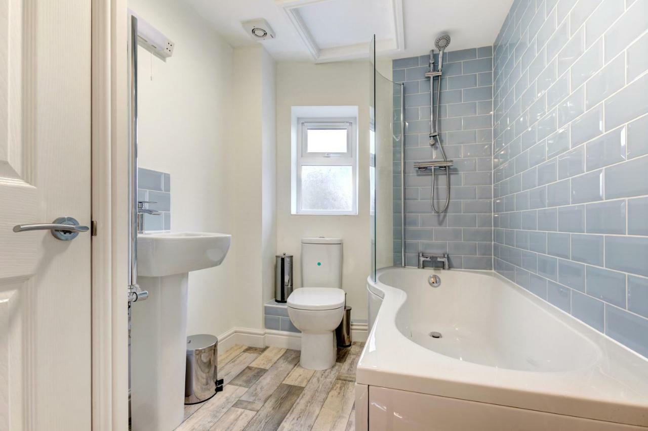 Lovely 2 Bed House In