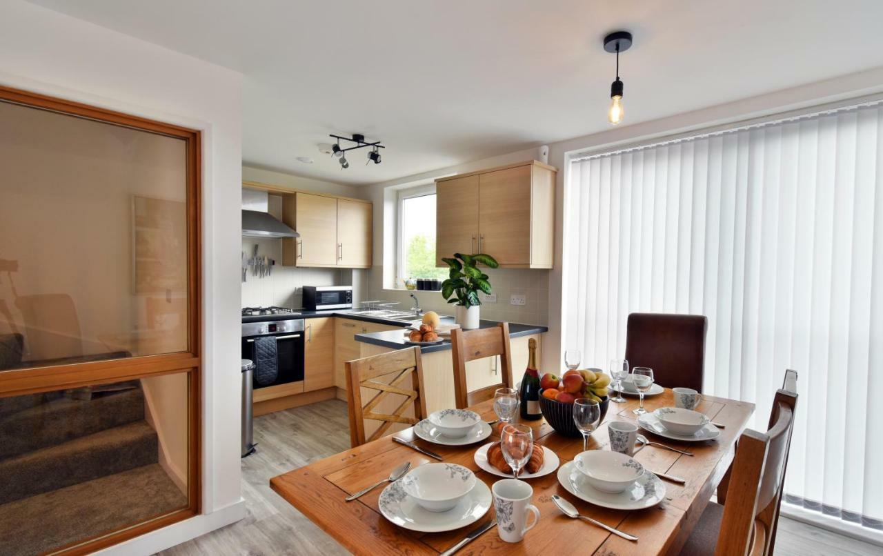 15 Pennant Place *