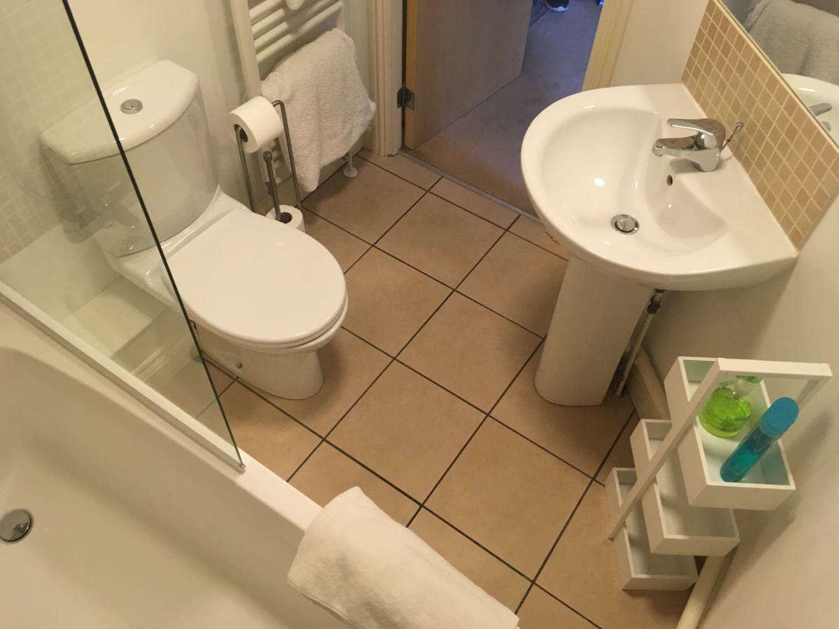 Superb Peaceful 1 Bed In St George. Apartment