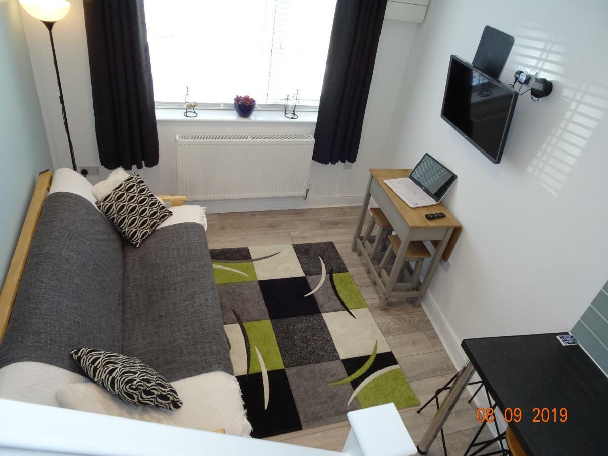 The Whiteways Apartment