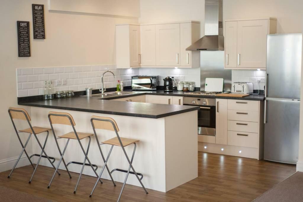 The Broadmead Forest - Spacious Centre 3bdr *