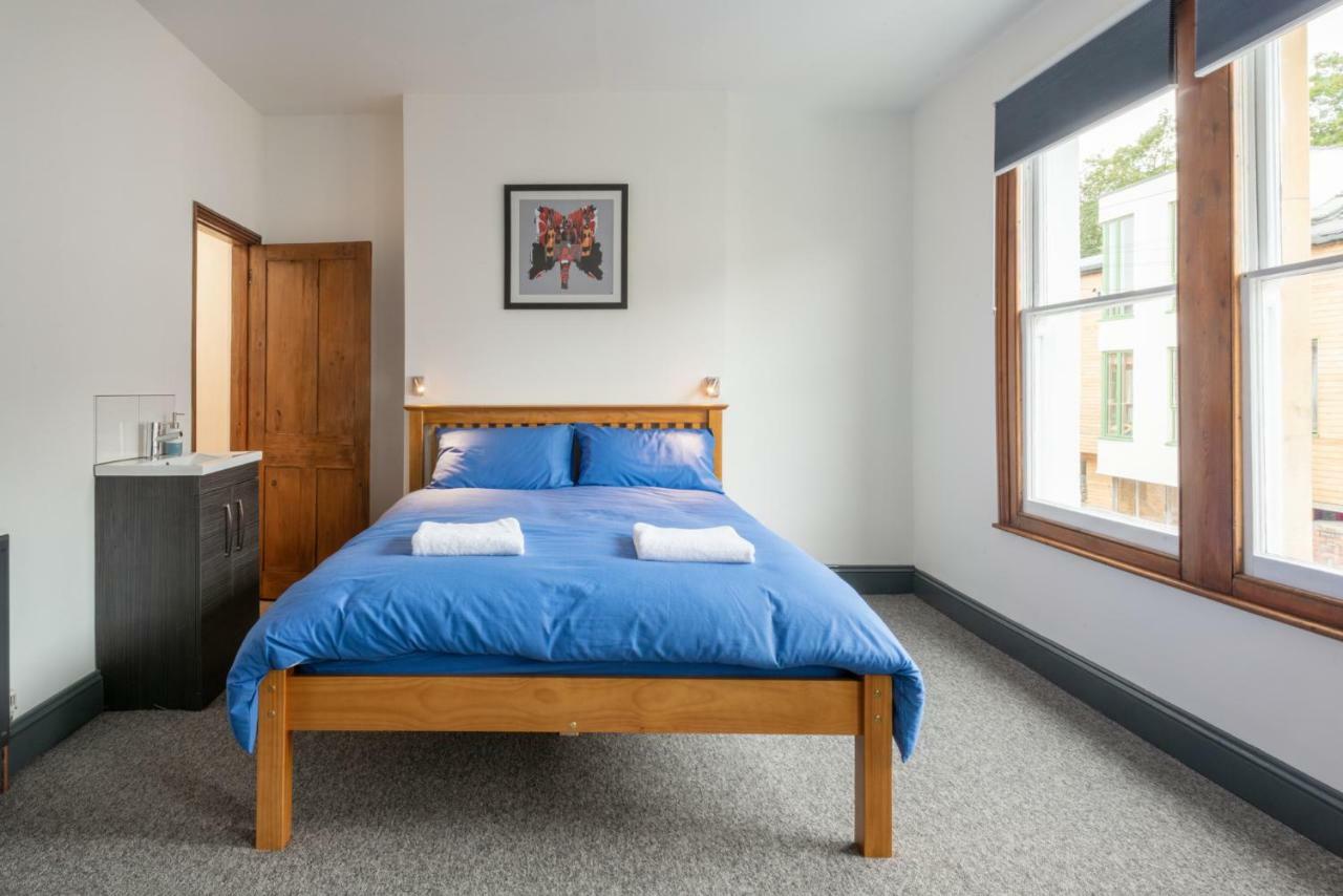 144 Lower Cheltenham Place Guest house Bristol