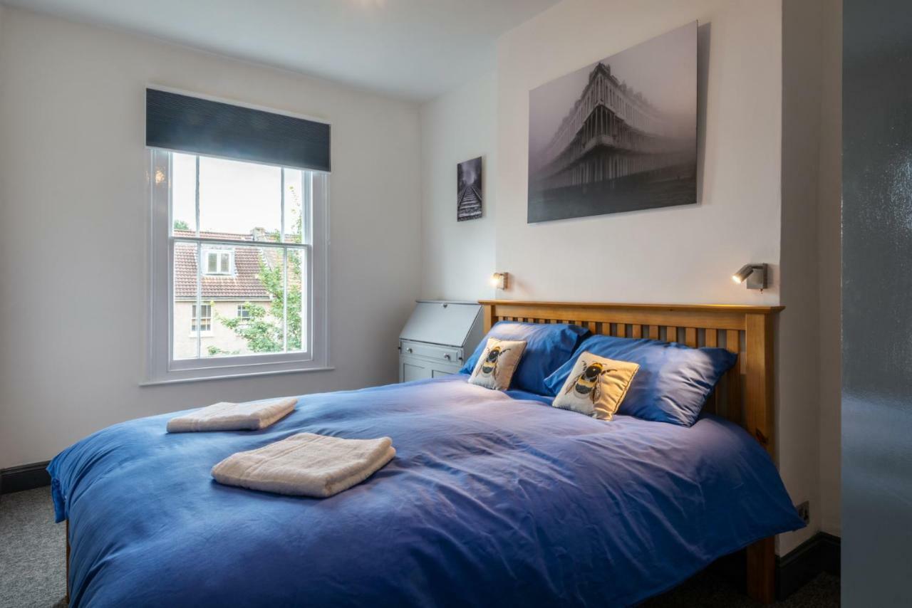 144 Lower Cheltenham Place Guest house Bristol