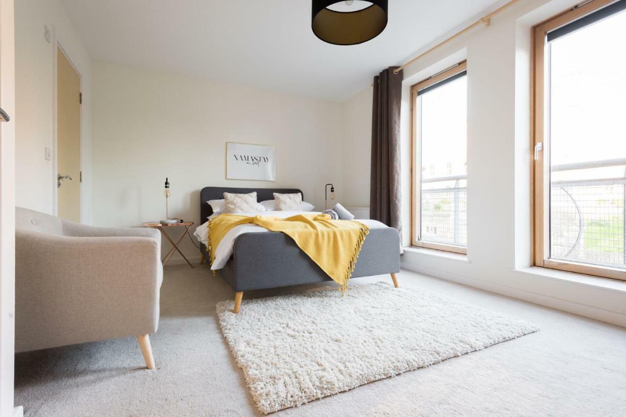The Clifton Jewel - Trendy 4bdr In *