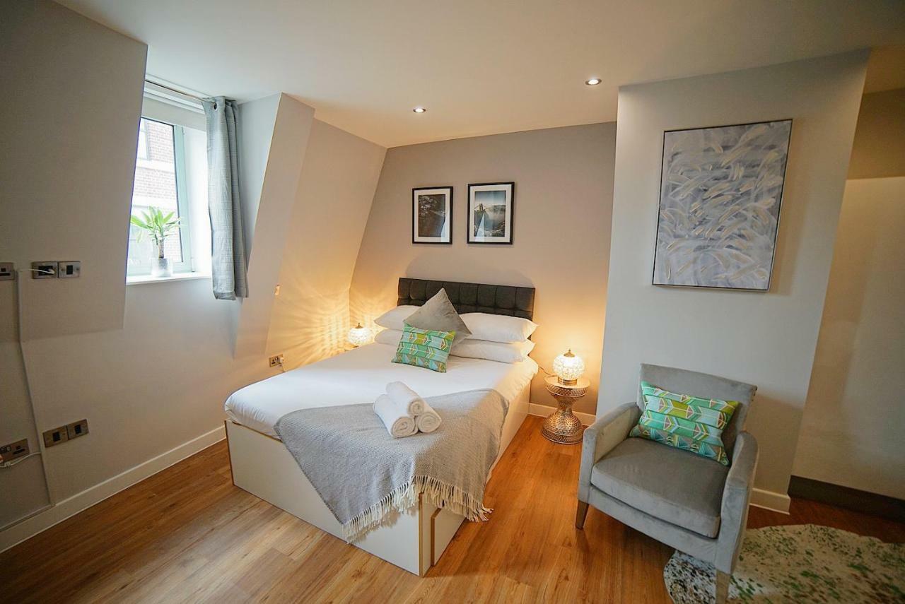Street Apartment Bristol