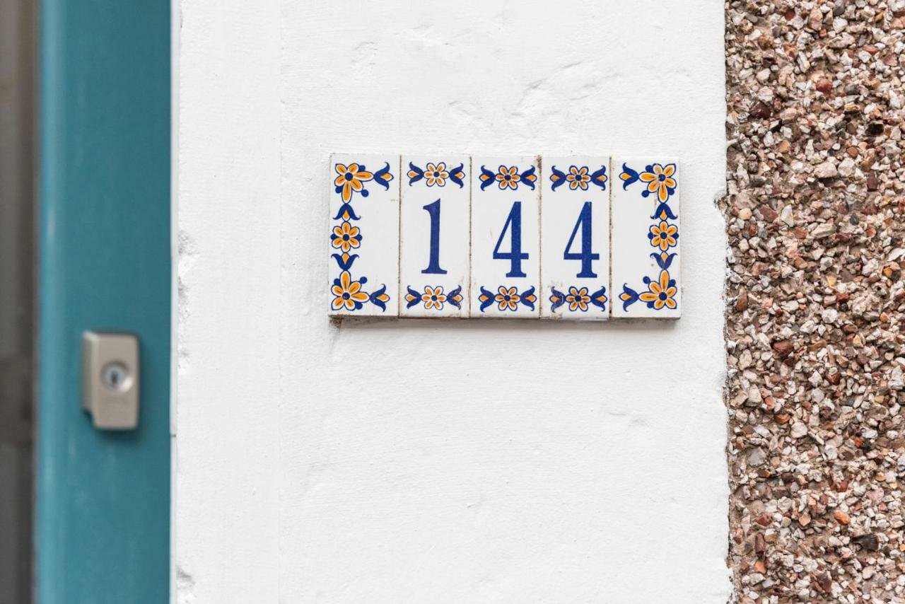 144 Lower Cheltenham Place Guest house