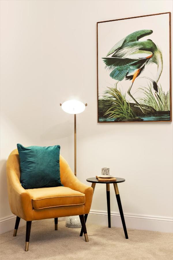 Frederick Place - Your Apartment *