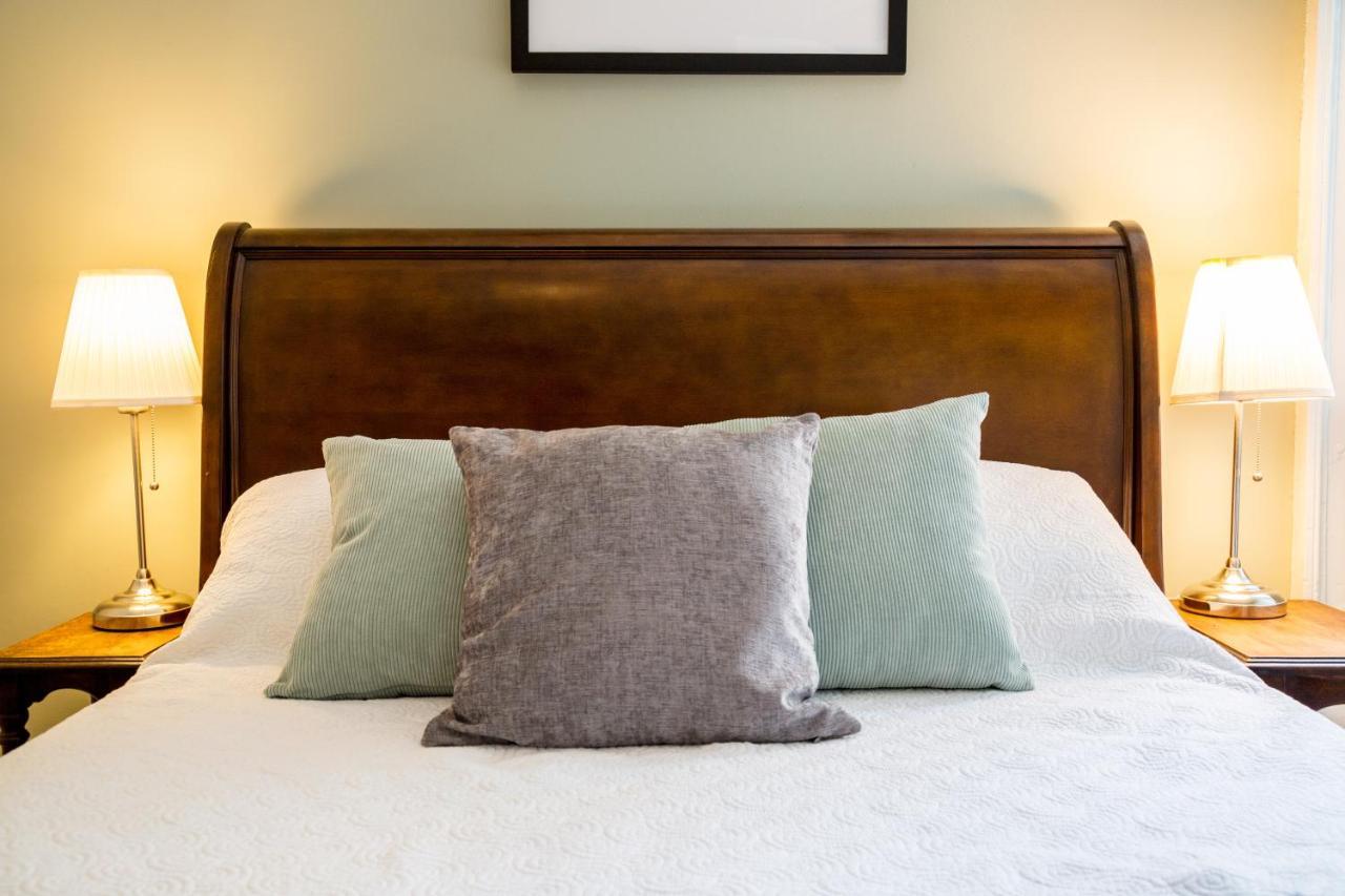 The Crescent - Your Apartment Bristol