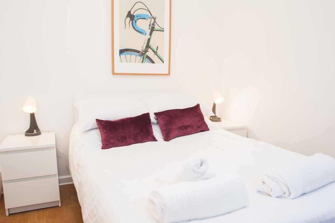 Mycityhaven The Kingsweston - Flexible Sleeps 7 Holiday home Bristol