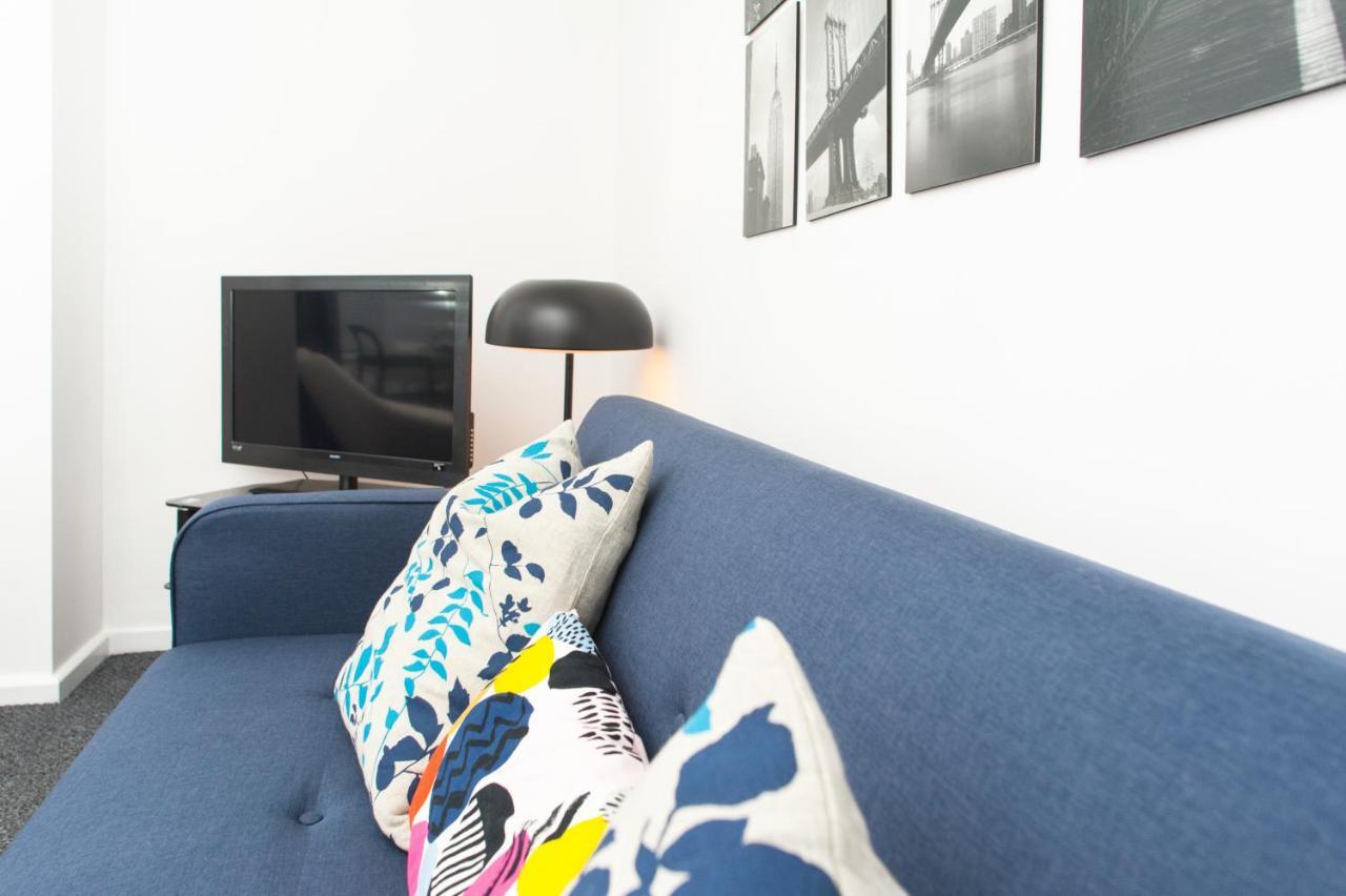 Mycityhaven The Kingsweston - Flexible Sleeps 7 Holiday home Bristol