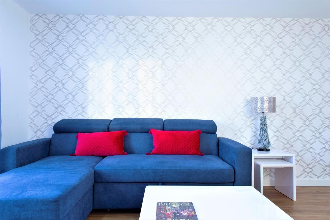 Savoy Court - Free Parking Apartment Bristol
