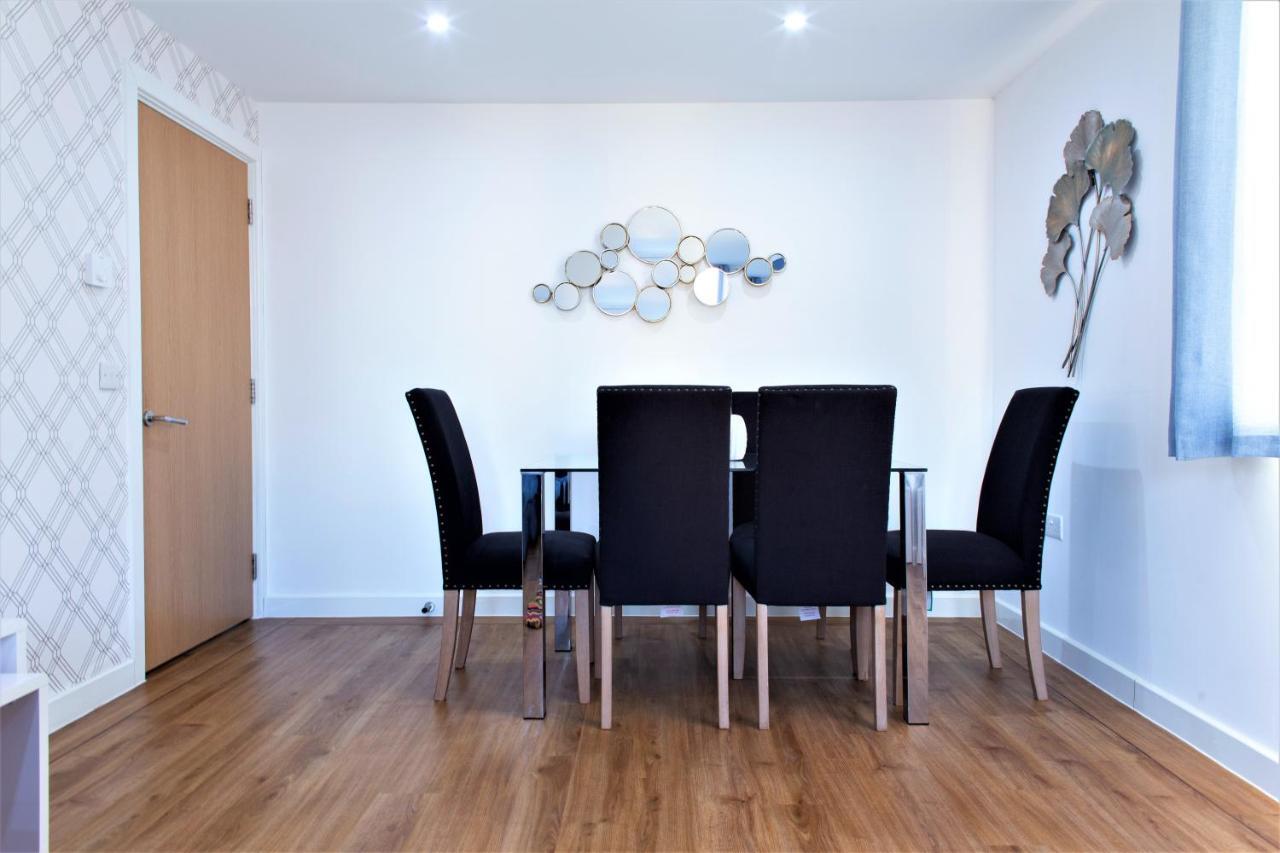 Savoy Court - Free Parking Apartment Bristol
