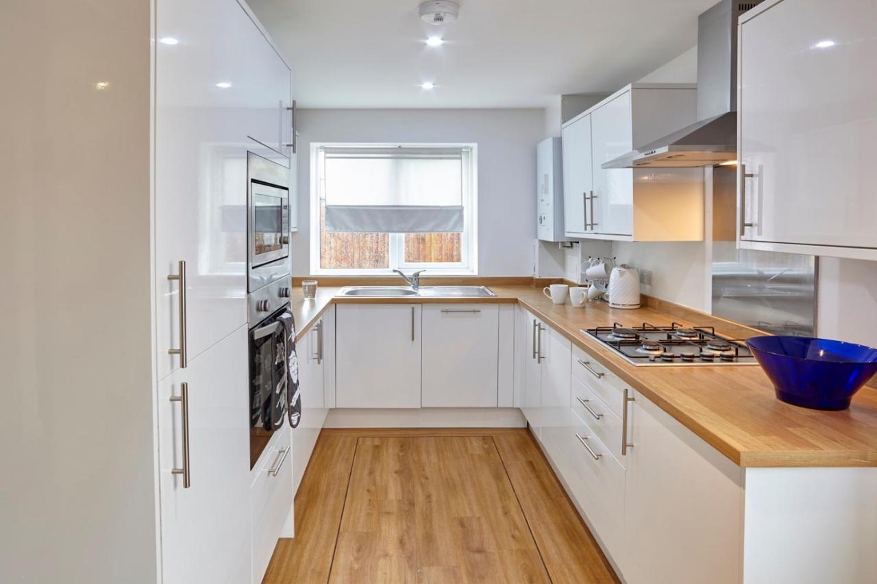 Savoy Court - Free Parking * Bristol