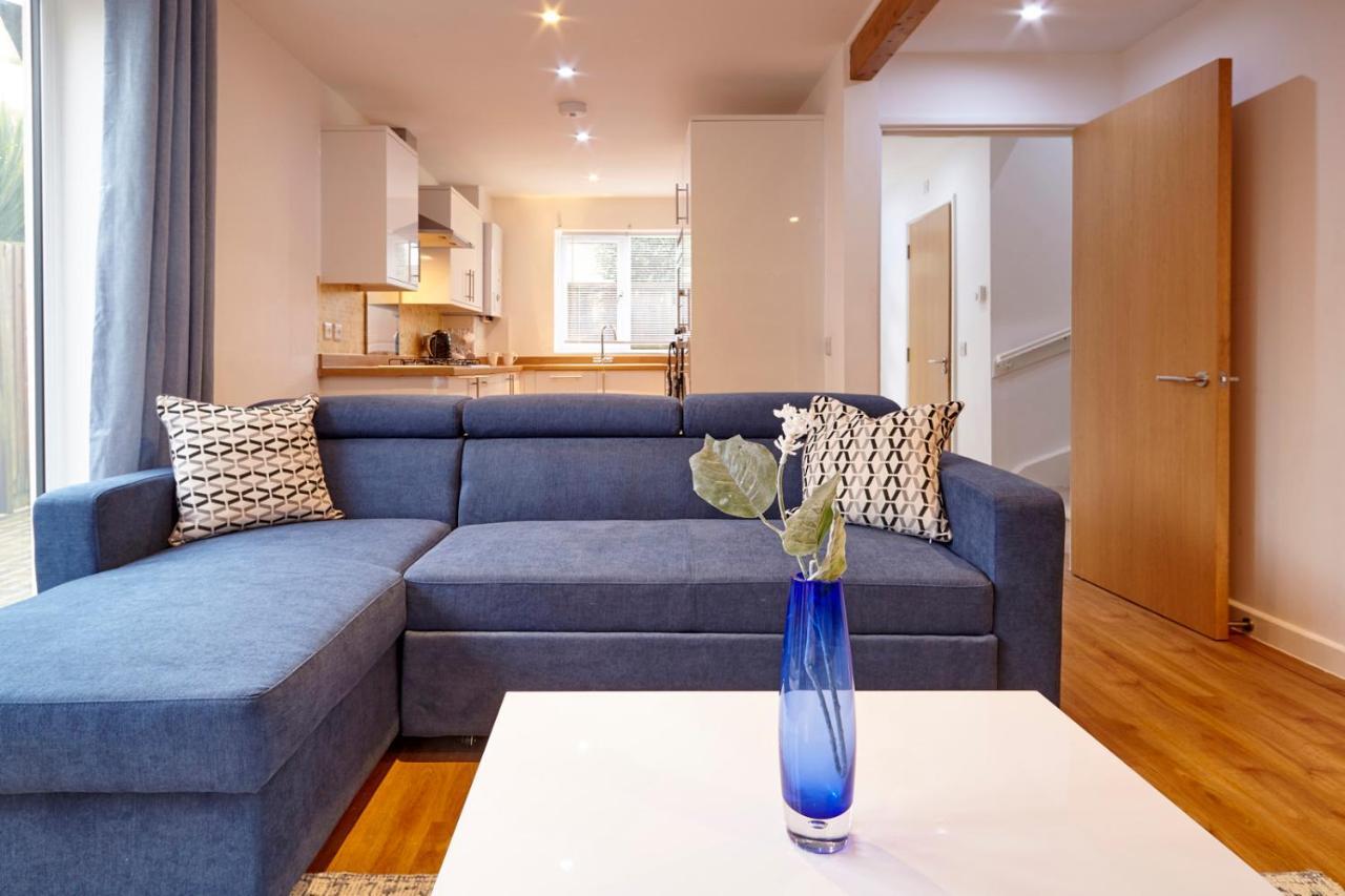 Savoy Court - Free Parking Apartment Bristol