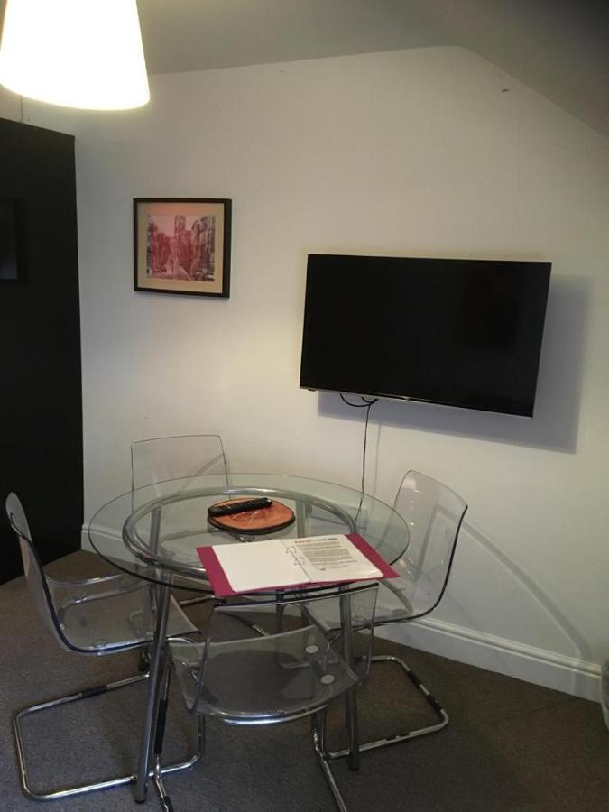 Pritchard Place Apartment *