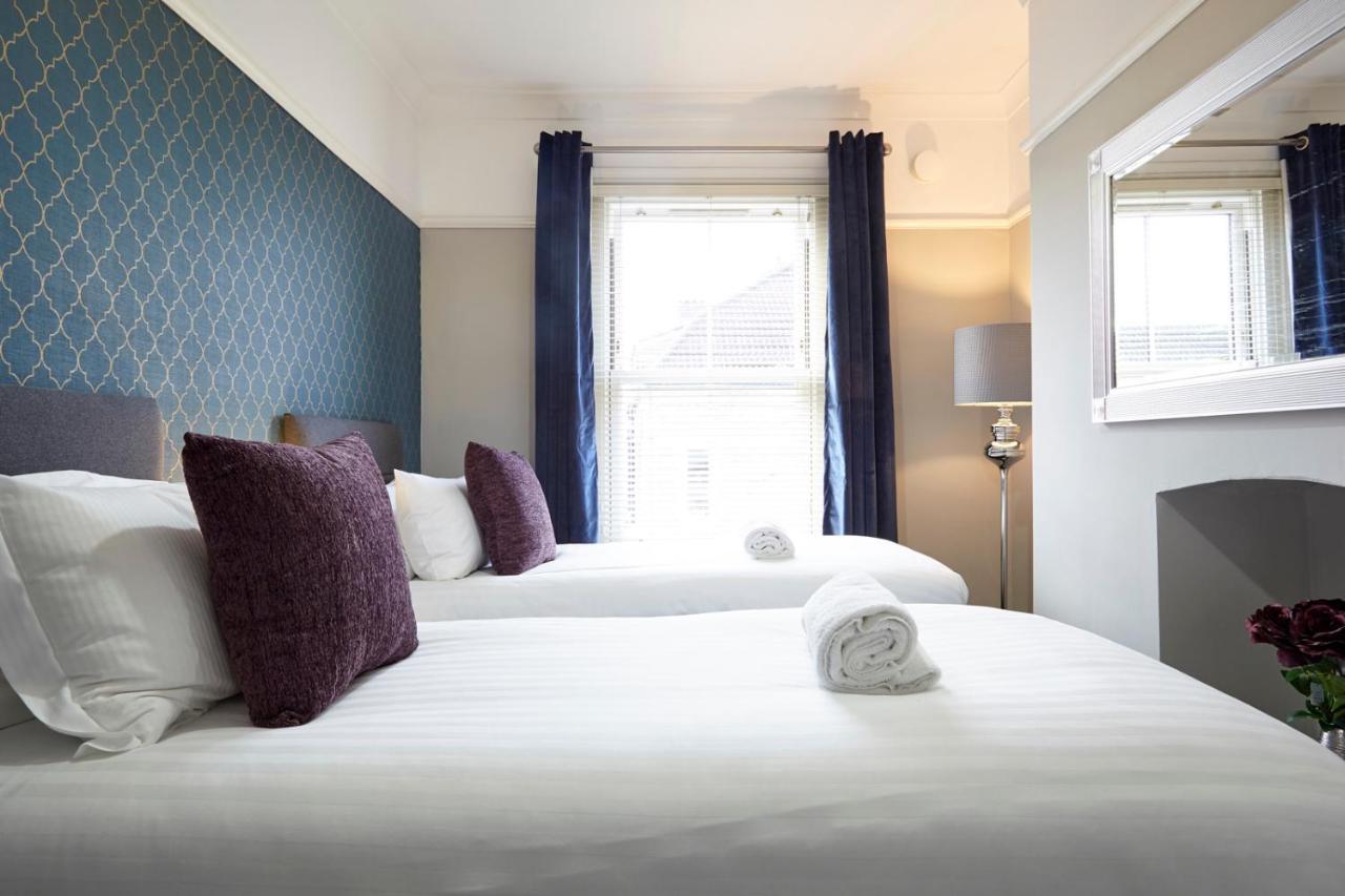 The Sunningdale * Bristol