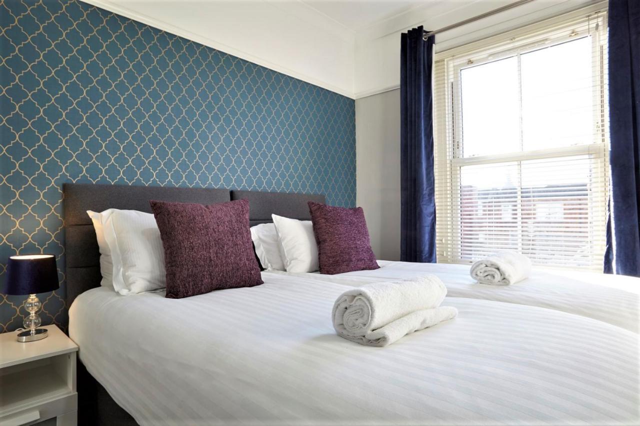 The Sunningdale Bristol
