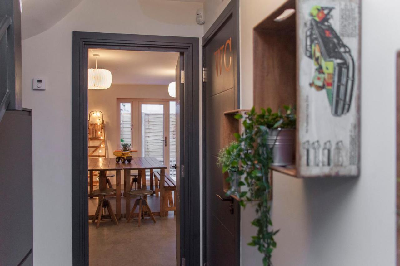 Higgihaus #3b 4 Bed Sleeps Up To 10 Big Groups Hip Location * Bristol