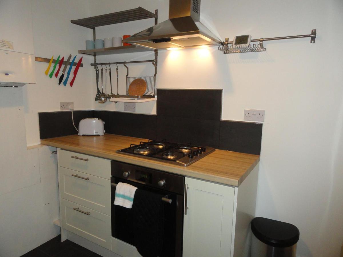 Luckwell Too By Cliftonvalley Apartment