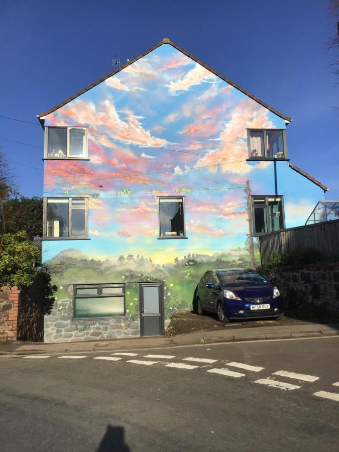The Mural - Centre - Your Apartment Bristol