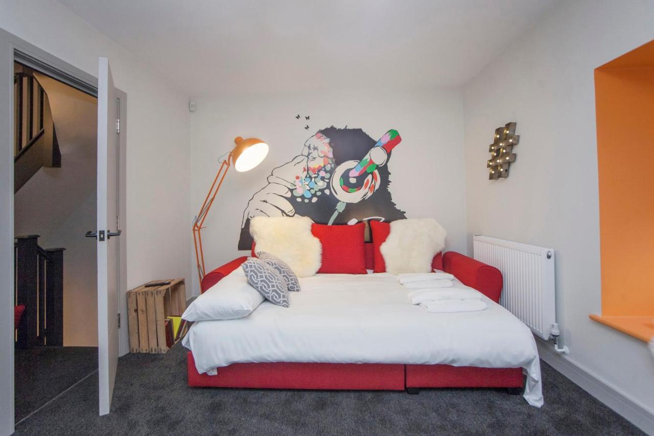 Higgihaus #3b 4 Bed Sleeps Up To 10 Big Groups Hip Location