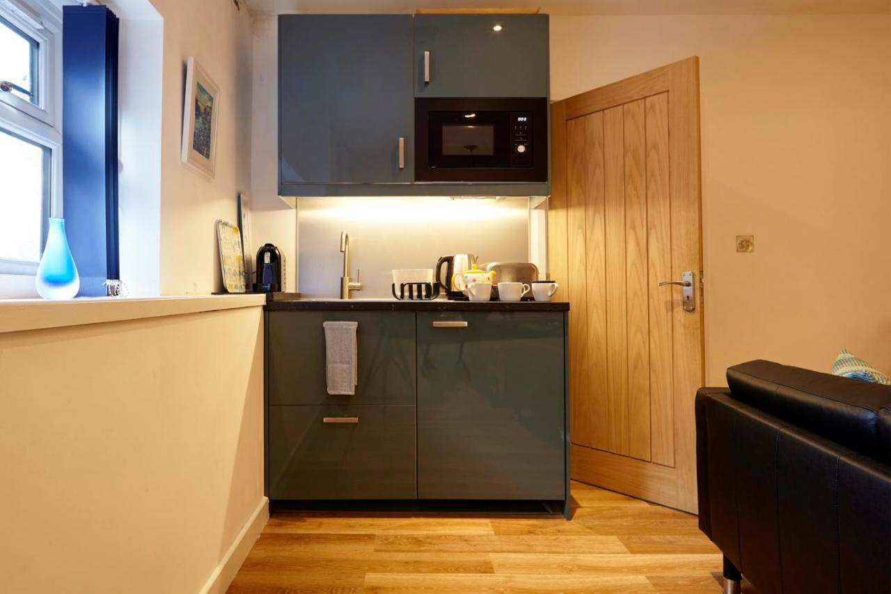 The Mural - Centre - Your Apartment