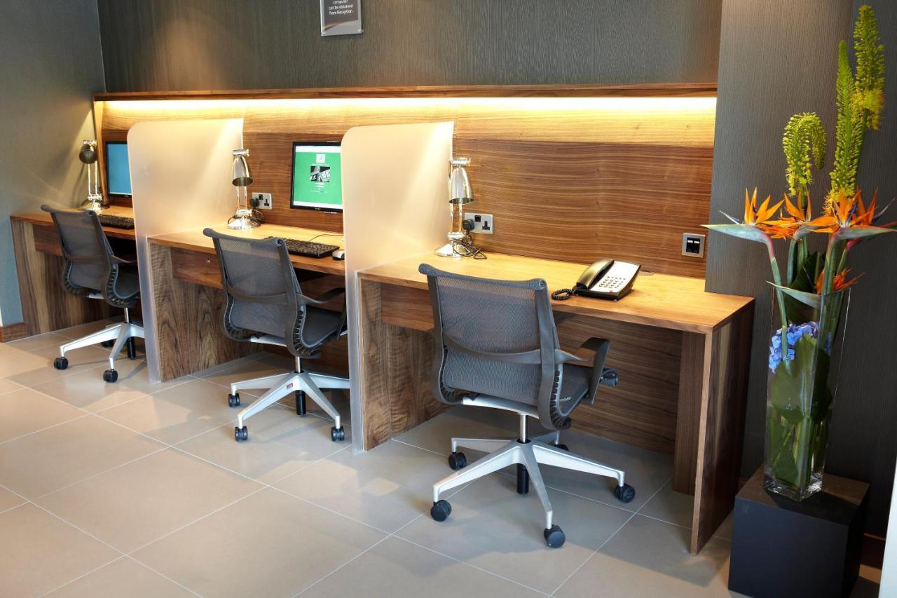 Centre By Ihg Hotel 4*