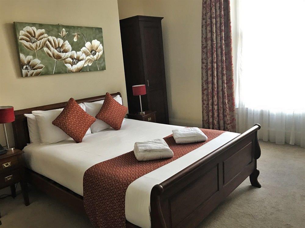 Hotel Oyo The Regency, Clifton 3*