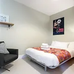 Tranquil 2 Bedroom Home In Totterdown