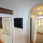 Tranquil 2 Bedroom Home In Totterdown