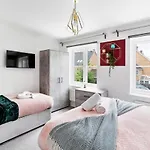 Wow Modern House 5 Bed 4 Bath 2 Parking - Hot Tub