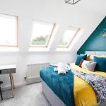 Wow Modern House 5 Bed 4 Bath 2 Parking - Hot Tub