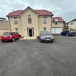 Harrystoke 1 Bedroom Studio, Free Parking & Garden