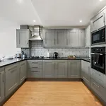 Boutique Bristol Abode - Sleeps 6-Parking &Garden