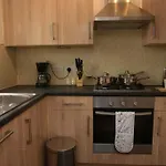 Spacious 3 Bed House In Bristol
