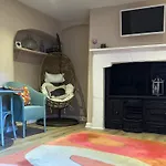 Unique Clifton Apartment On Historic Crescent