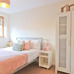 Amazing 2 Bed Townhouse Walking Distance From Bristol Temple Meads