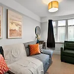 Stylish Boutique Abode - Garden - Sleeps 11
