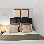 Stylish Boutique Abode - Garden - Sleeps 11