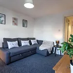 Flat 1 Sunnyside Contractor Long Stay By Shortstayuk