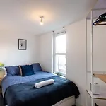 Flat 1 Sunnyside Contractor Long Stay By Shortstayuk