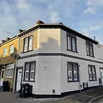 2 Bedroom Luxury Apartments