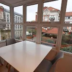 Quiet Riverside Apartment With Views And Parking-