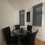 Central Suite, 3 Single Beds