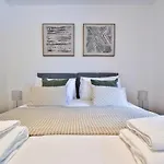 3 Bedroom Home By Littlepiggyrentals Short Lets & Serviced Accommodation With Wifi & Free Parking