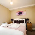 Your Stay Bristol Cabot Mews