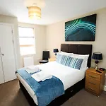 Your Stay Bristol Cabot Mews
