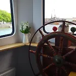 Kyle Blue - Bristol Harbour Luxury Hostel Boat