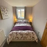 Bradley Stoke Self Contained Ground Floor Apartment